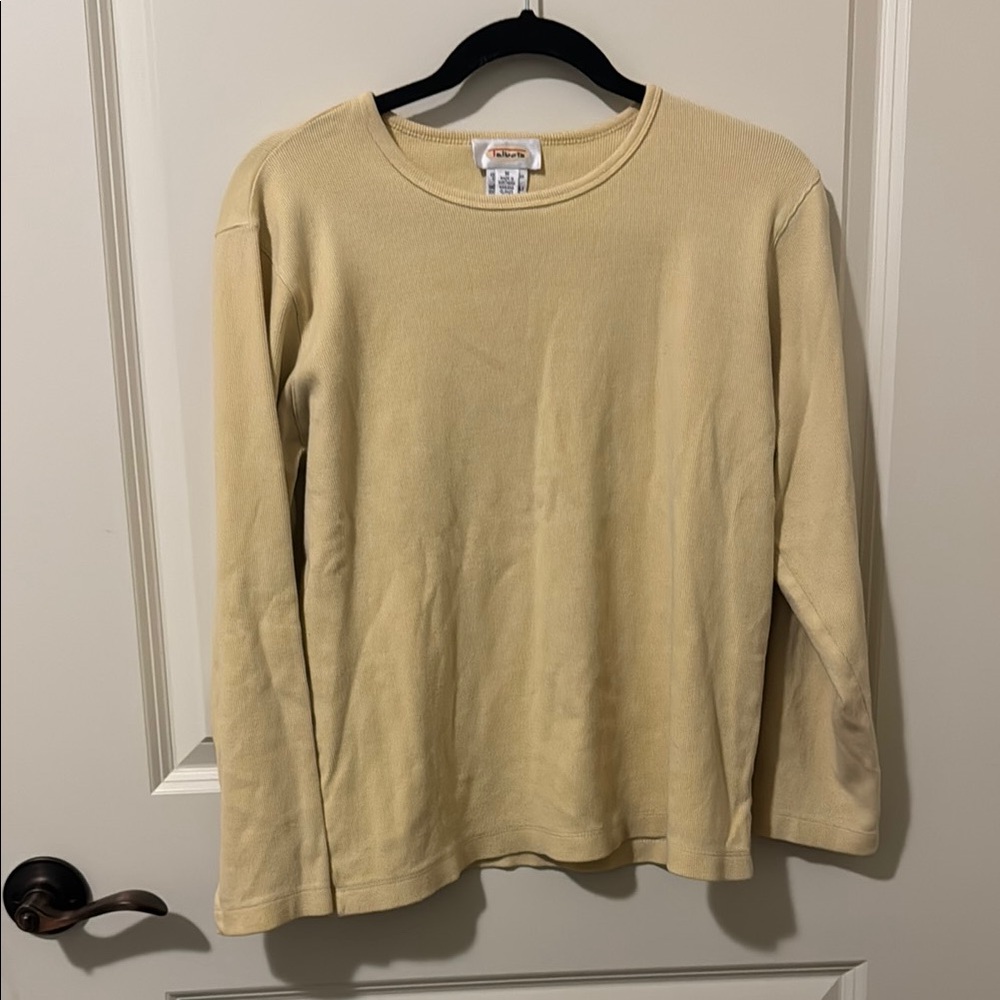 Butter Yellow Top